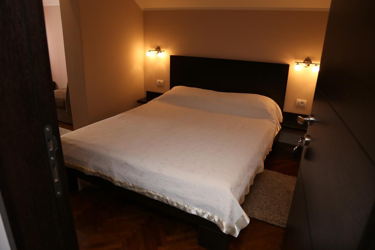 B&B Park Sremcica Dış mekan fotoğraf